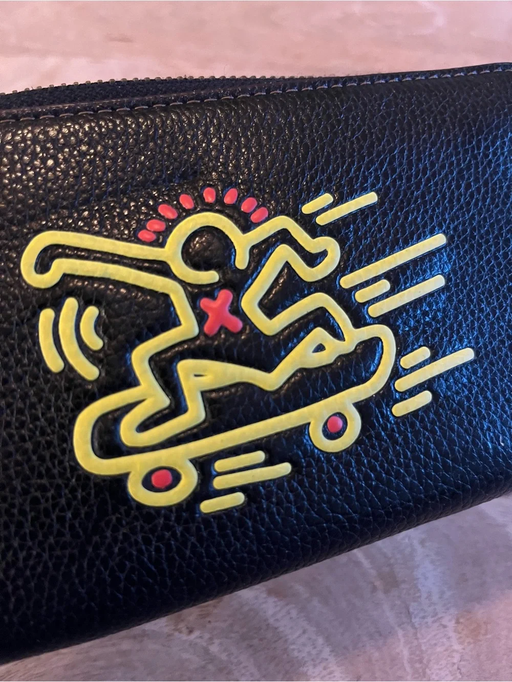 Coach x Keith Haring Boarding Man Long Zip wallet F87107 Black Outlet - Picture 9 of 9